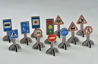 З 1 листопада в Україні вступають в силу нові дорожні знаки