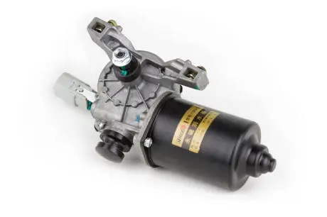 Мотор стеклоочистителя (мотор дворников) Geely EC7 KLM KLM AutoParts 1067002204
