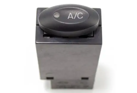 Кнопка включения кондиционера Chery Kimo QQ Aftermarket S11-8112910 (фото 1)