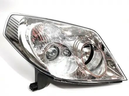 Фара передняя без корректора R Geely MK Aftermarket 1017001106