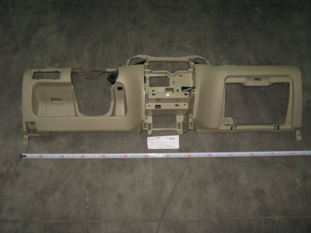 Панель приладів нижня частина (-01) Geely MK KLM Autoparts 101800350000650 (фото 1)
