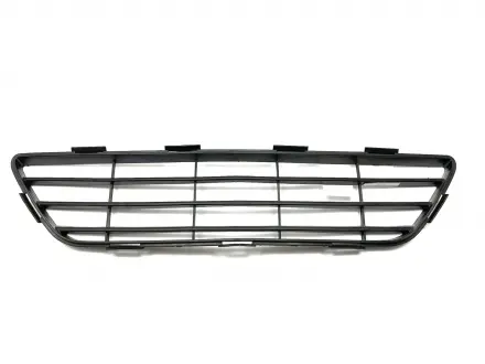 Решетка бампера переднего центральная Geely MK2 Aftermarket 1018006115