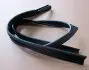Уплотнитель стекла двери Geely EX-7 Aftermarket 1018010679 (фото 1)