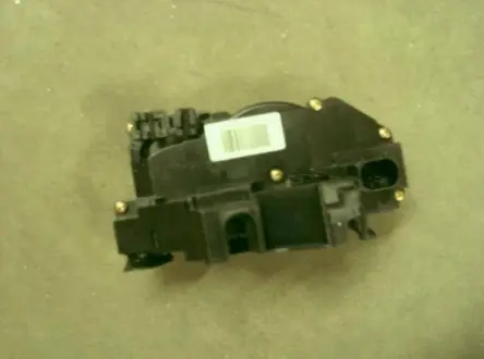 Замок двері задньої R Geely EC-7 EC-7RV Aftermarket 1018011210