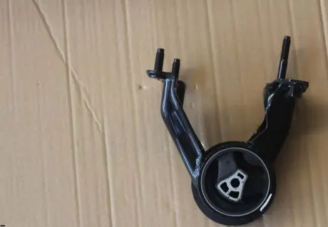 Подушка двигателя задняя CVT Geely EC-7 EC-7RV Aftermarket 1066002422