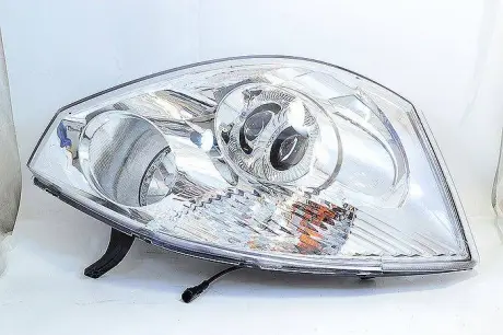 Фара передняя R Geely FC Aftermarket 1067000103