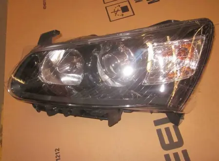 Фара передняя L Geely EC7RV (black) Aftermarket 1067004427