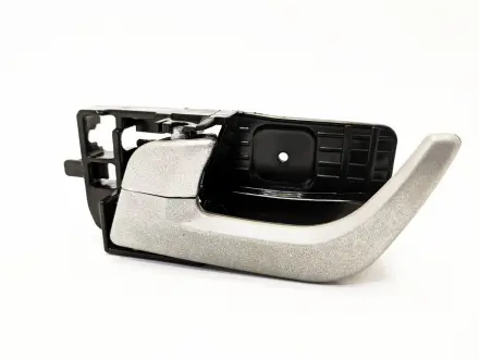 Ручка двери внутренняя L Geely EC7 EC7RV Aftermarket 1068002029