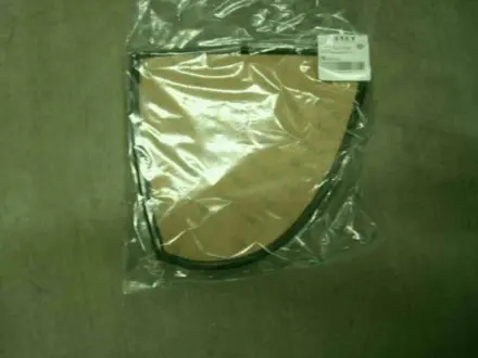 Уплотнитель задний LGeely EC-7 RV Aftermarket 1068002100