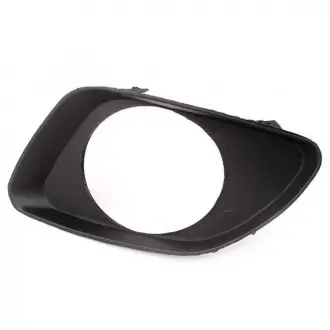Решітка протитуманної фари R хетчбек EC-7RV Aftermarket 1068003046