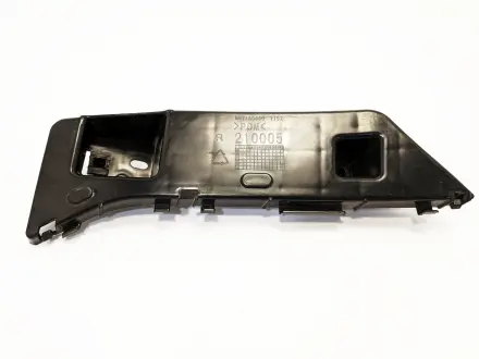 Кронштейн бампера переднего L Geely EC-7RV Aftermarket 1068020532