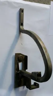 Петля багажника R Geely CK Aftermarket 5605040180