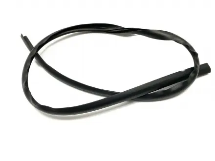 Молдинг стекла лобового верхний Chery Amulet Aftermarket A11-5206053 (фото 1)