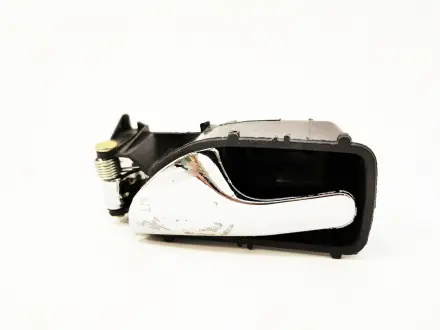 Ручка двери внутренняя левая (черная) Chery Amulet KLM AutoParts A11-6105120