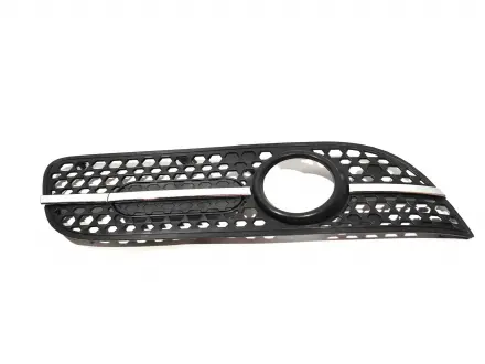Решетка бампера переднего R NEW Chery Amulet Aftermarket A15-2803506BC
