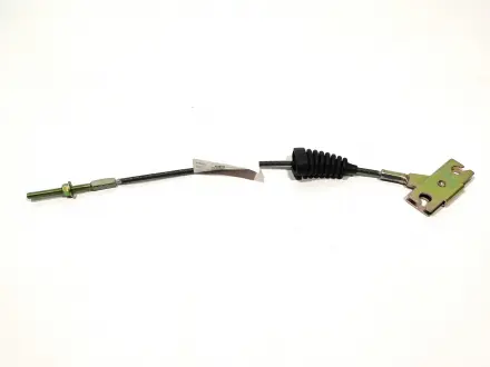 Трос ручного тормоза центральный Chery Eastar KLM KLM AutoParts B11-3508040