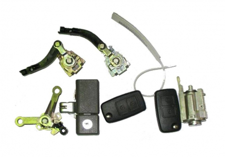 Комплект ключей и личинок Chery Tiggo KLM Autoparts T11-8CB6105P3 (фото 1)