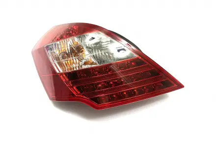 Фонарь задний наружный левый Geely EC7 KLM AutoParts 1067001230