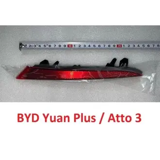 Световозвращатель прав в заднем бампере Yuan Plus/ Atto 3 BYD SC2E4135200