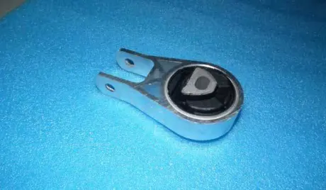 Опора двигуна задня, Beat (S18D) CHERY S18D-1001720