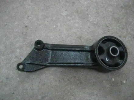 Опора заднього моста ліва T11 CHERY T11-2402040BA