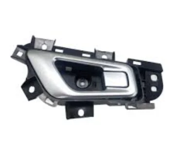 Внутренняя ручка открытия дверей правых CHERY T15-6102080