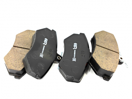 Колодки тормозные передние (с ушком) Chery Amulet EEP A11-3501080 (фото 1)