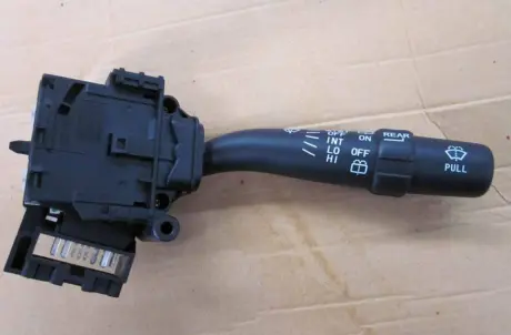 Переключатель подрулевой EX-7 GEELY 1017015400