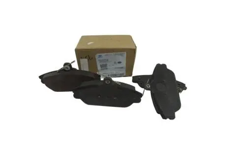 Тормозные колодки EC7 GEELY 1064001724-01