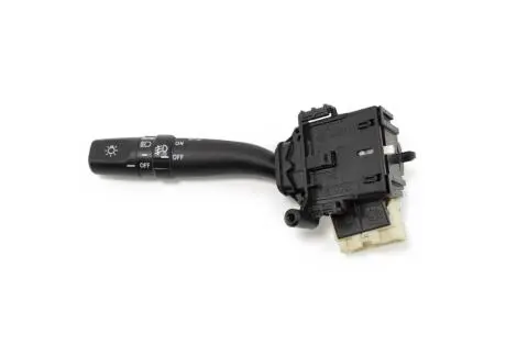 Переключатель подрулевой поворотов EC7 GEELY 1067000078