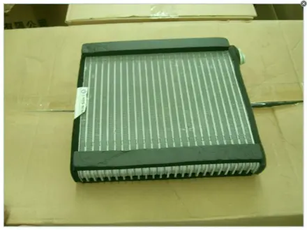 Радиатор кондиционера FC GEELY 1067000250