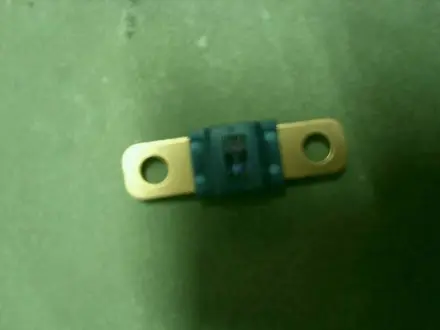 Запобіжник 100 А Great Wall Hover GEELY 1067001128