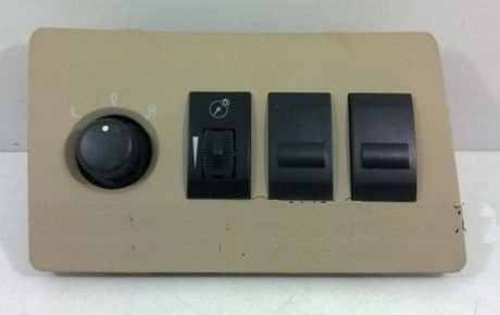 Панель с кнопками управлением зеркалами и яркостью подсветки салона CK GEELY 1700912180 (фото 1)