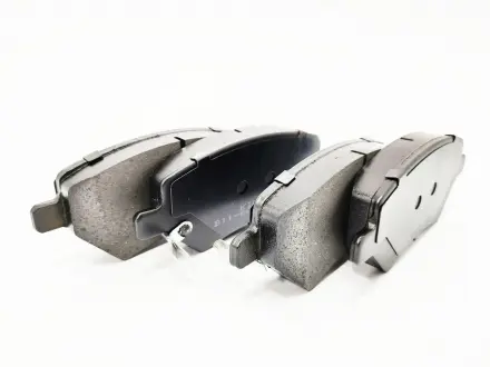 Колодки тормозные передние с механическим датчиком 6GN Chery Eastar Kimiko B11-6GN3501080