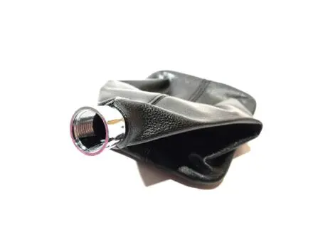 Чехол ручки КПП черный Geely CK/CK2 KLM KLM AutoParts 101801004100601