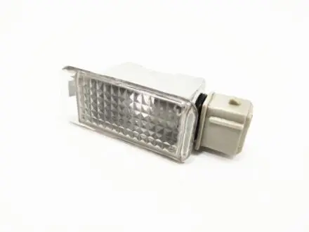 Плафон подсветки номерного знака (седан) Geely EC7 KLM KLM AutoParts 1067001313