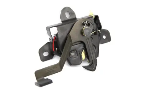 Замок капота Geely EC-7 EC-7RV Aftermarket 1068002002