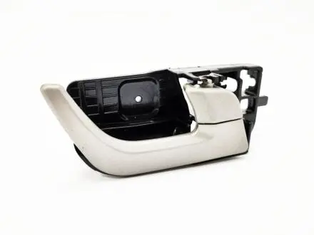 Ручка внутрішні двері R Geely EC7/EC7RV KLM KLM AutoParts 1068002076