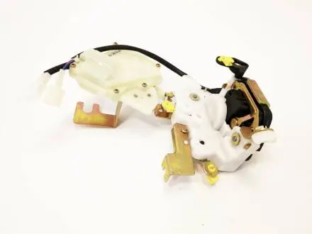 Замок двери передней R Geely CK/CK2 KLM KLM AutoParts 1800282180