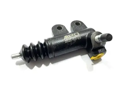 Циліндр зчеплення робочий Chery Eastar KLM KLM AutoParts B11-1602070