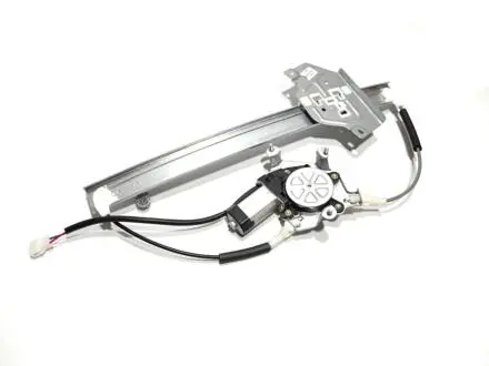 Стеклоподъемник двери передней (с мотором) L Chery Eastar KLM KLM AutoParts B11-6104110