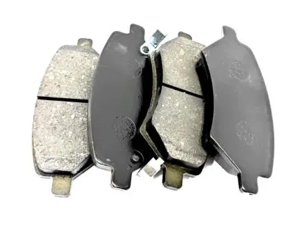 Колодки передні гальмівні з механічним датчиком Chery M11 KLM KLM AutoParts M11-3AH3501080