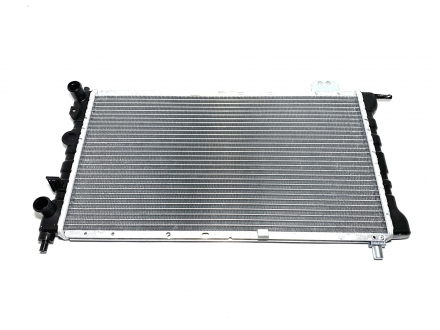 Радиатор охлаждения Chery QQ KLM Autoparts S11-1301110KA (фото 1)