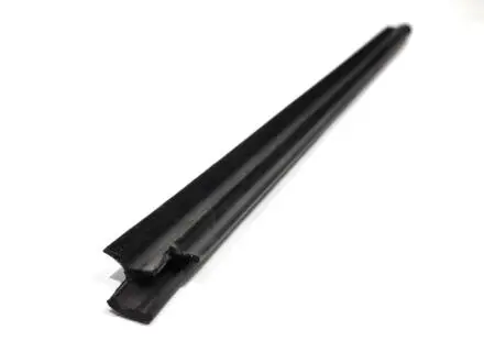 Уплотнитель стекла двери передней наружный R Chery Tiggo KLM KLM AutoParts T11-6103220