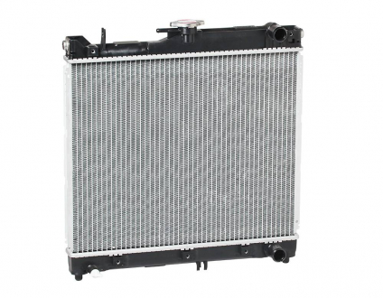 Радиатор охлаждения для а / м Suzuki Jimny II (98-) MT LUZAR LRc 24A0 (фото 1)