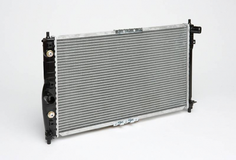 Радіатор охолодження Ланос автомат (до 2000р) (алюм-паяний) LUZAR LRc CHLs02260 (фото 1)