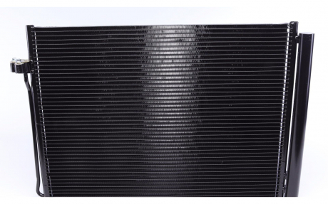 Радиатор кондиционера MAHLE KNECHT AC 405 000S (фото 1)