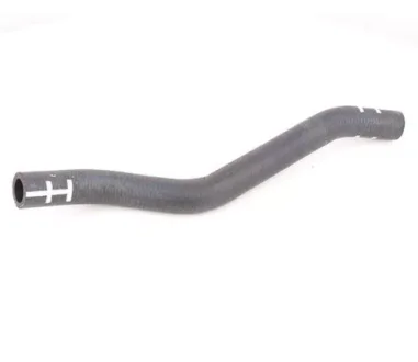 Патрубок радиатора печки (выход) Geely Mogen 1136000144