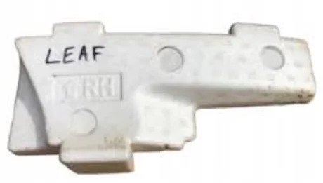 Абсорбер бампера заднього R Leaf 10-17 БУ NISSAN 850923NA0A