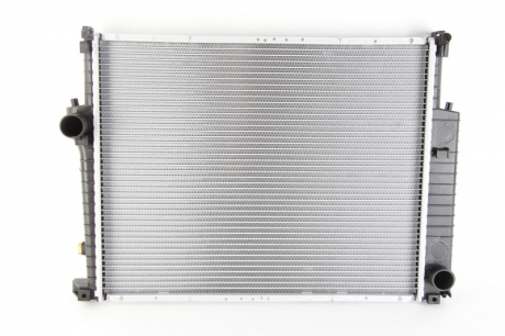 Радиатор охлаждения NISSENS 60619A (фото 1)